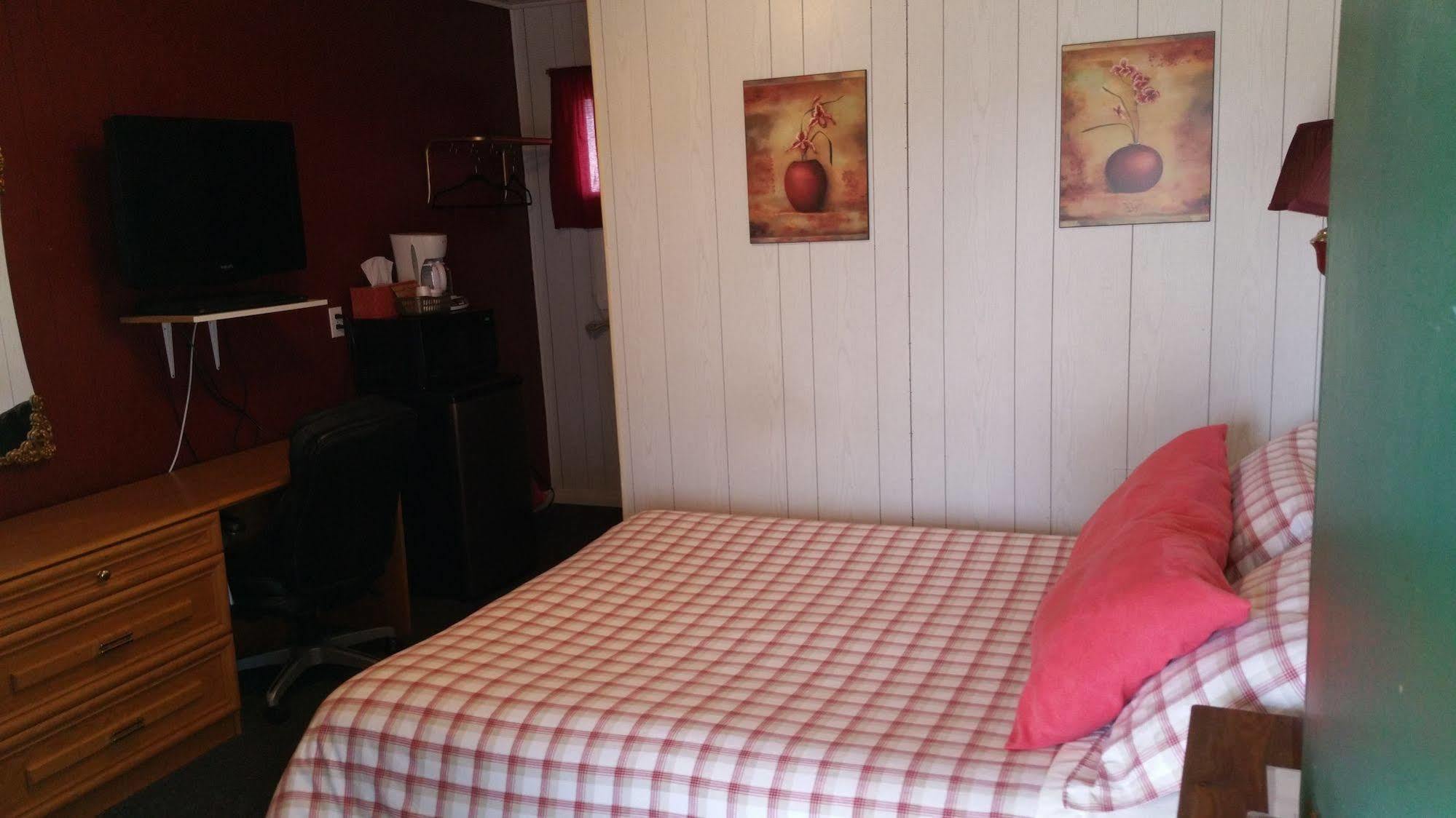 Wolseley Motel Bagian luar foto